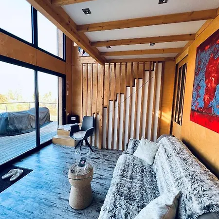 Antoinette בית הארחה