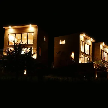 Antoinette בית הארחה Chigny-les-Roses