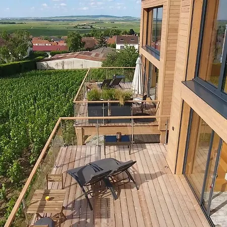 Antoinette בית הארחה